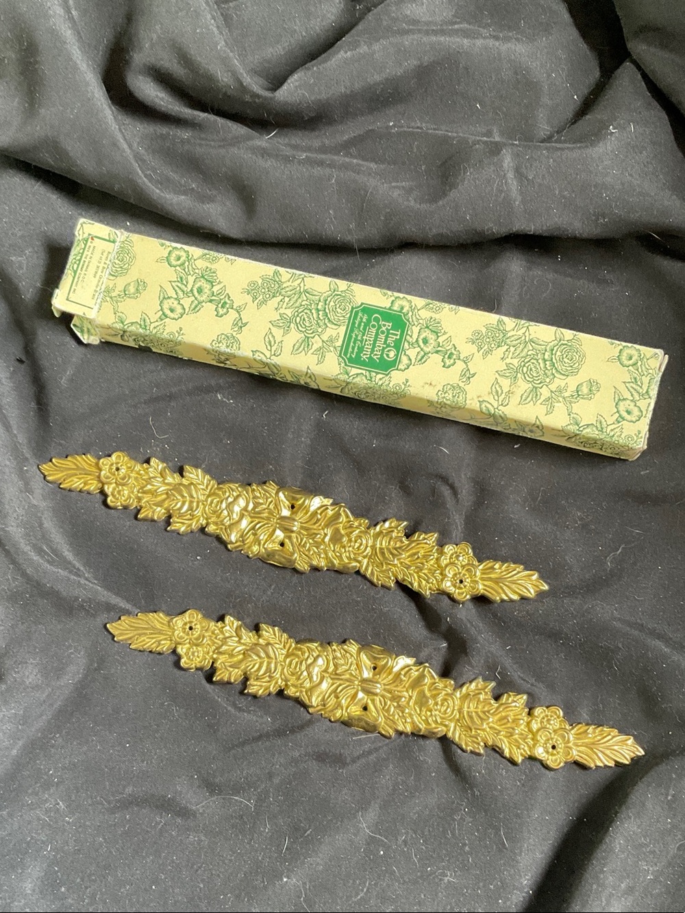 Floral Gold-Tone Brass Appliqué Trim (Pair)